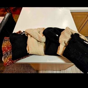 Lot of 6 Women's Winter Holiday Sweaters Size L Ann Taylor, NY & Company NWOT